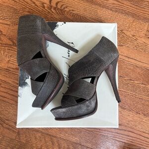 Elizabeth and James Dark Gray Crisscross Heels